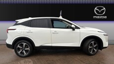 Nissan Qashqai 1.3 DiG-T MH 158 N-Connecta 5dr 4WD Xtronic Petrol Hatchback